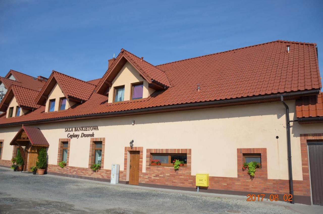Ceglany Dworek Chojnow Extérieur photo