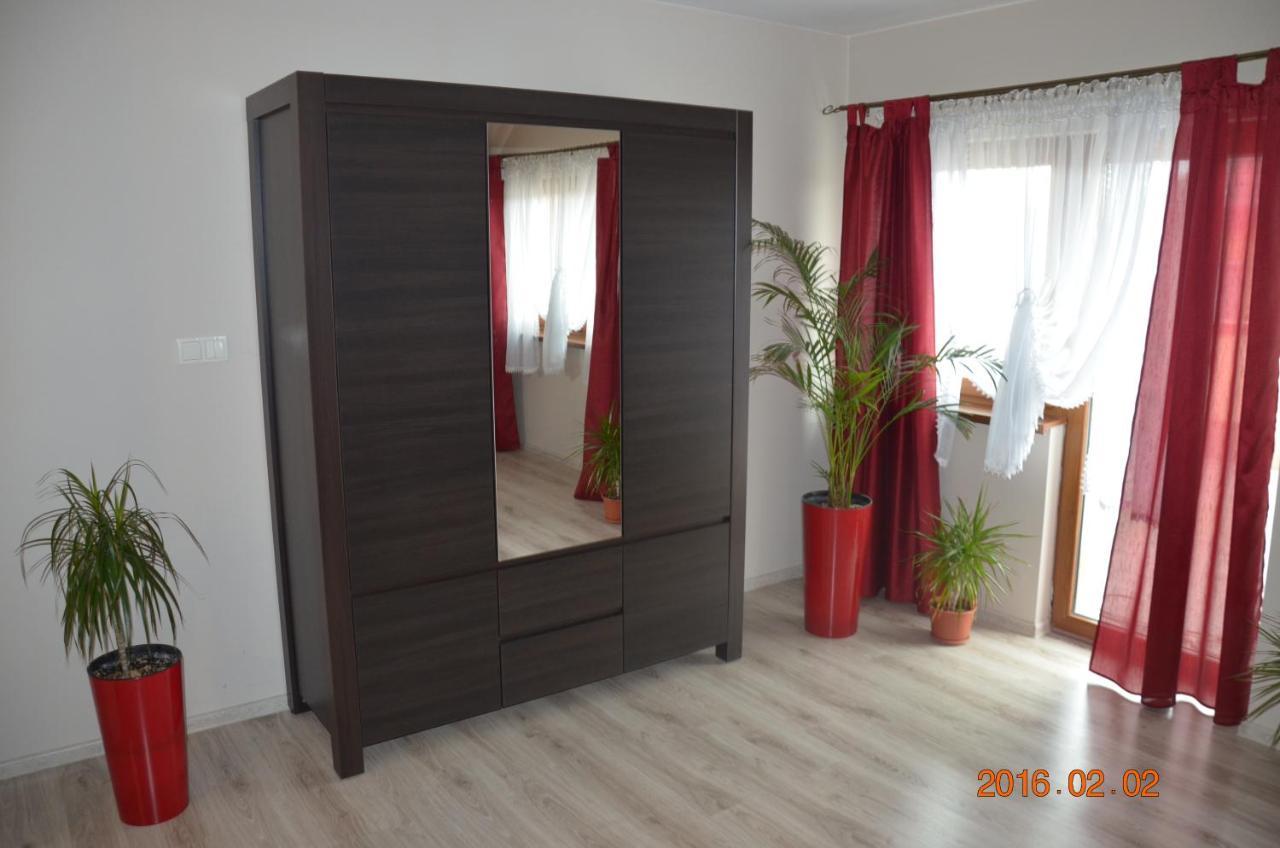 Ceglany Dworek Chojnow Extérieur photo